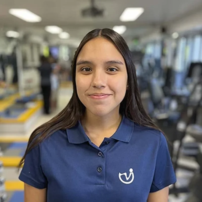 Kinesióloga Antonia Ayala Gálvez especializada en atención integral
