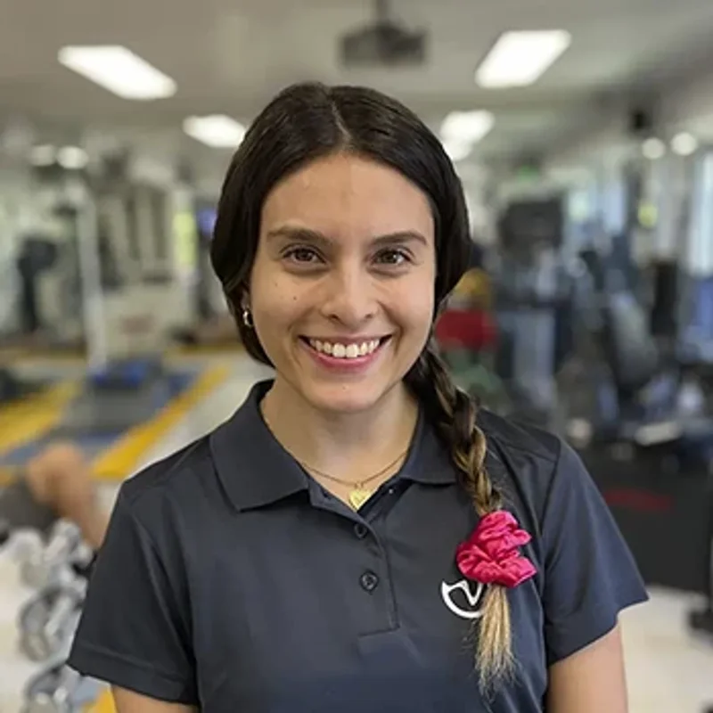 Kinesióloga Javiera Poblete Gutiérrez experta en rehabilitación funcional